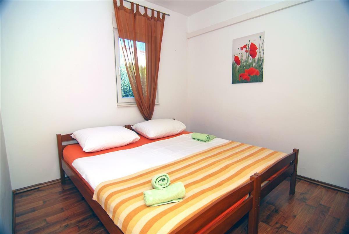 Apartman Luca Apartment Zecevo Bagian luar foto